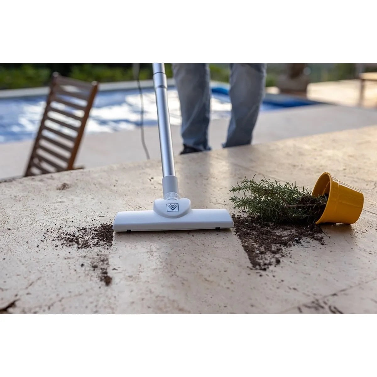 Aspiradora Vertical Karcher VCL 2